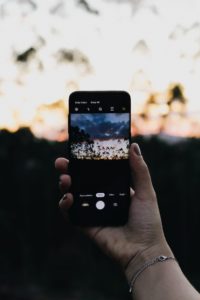 cellphone-device-electronics-2530428